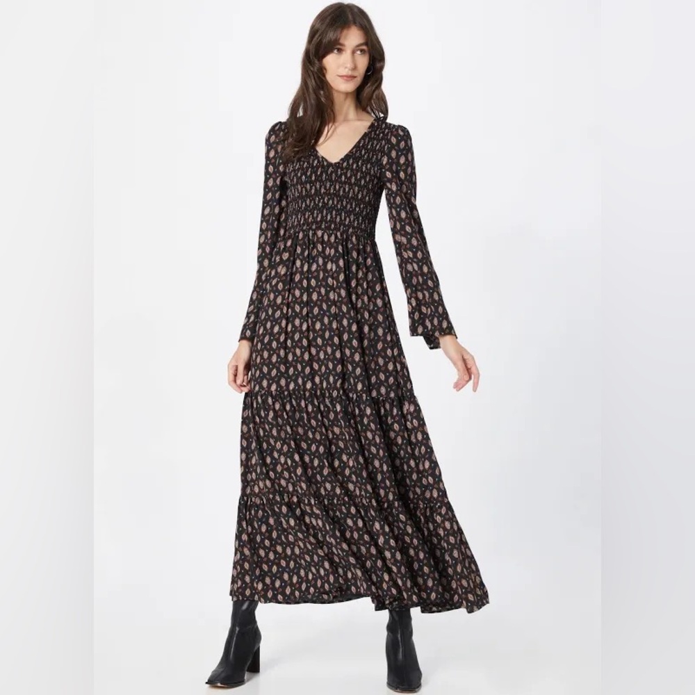 Molly Bracken Ladies Smocked Long Sleeve Maxi Dress